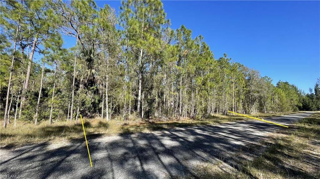 308 Rosanna AVE-8