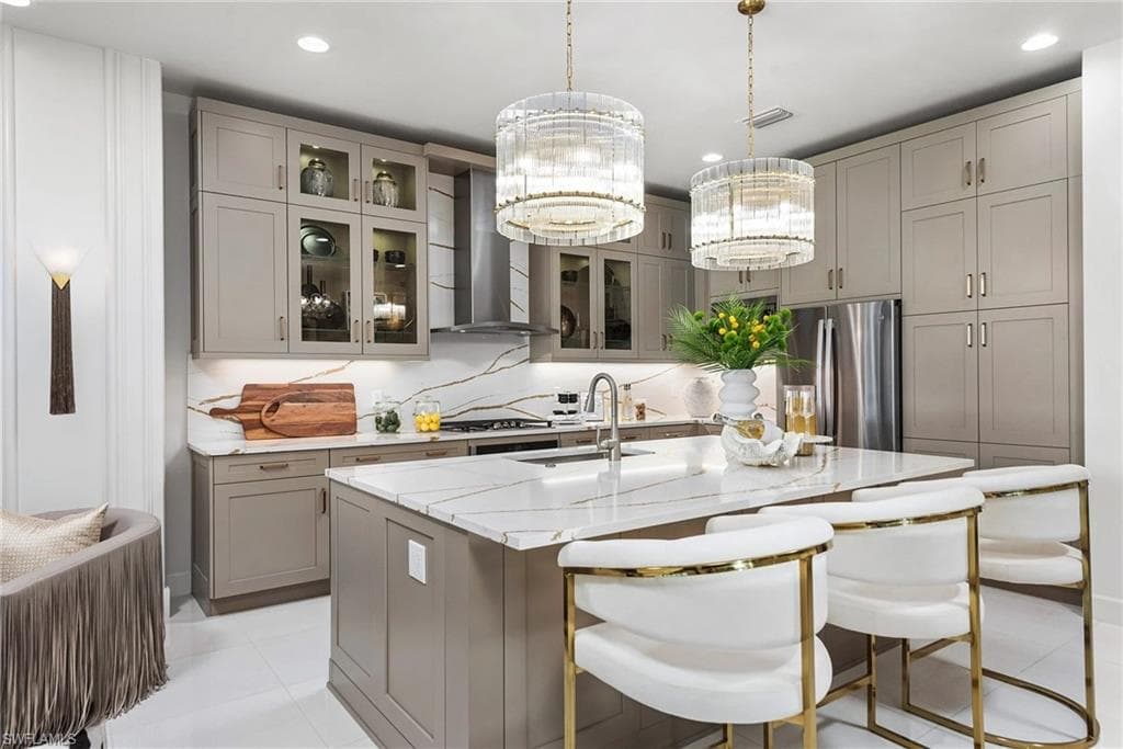 2538 Kingfisher DR-3