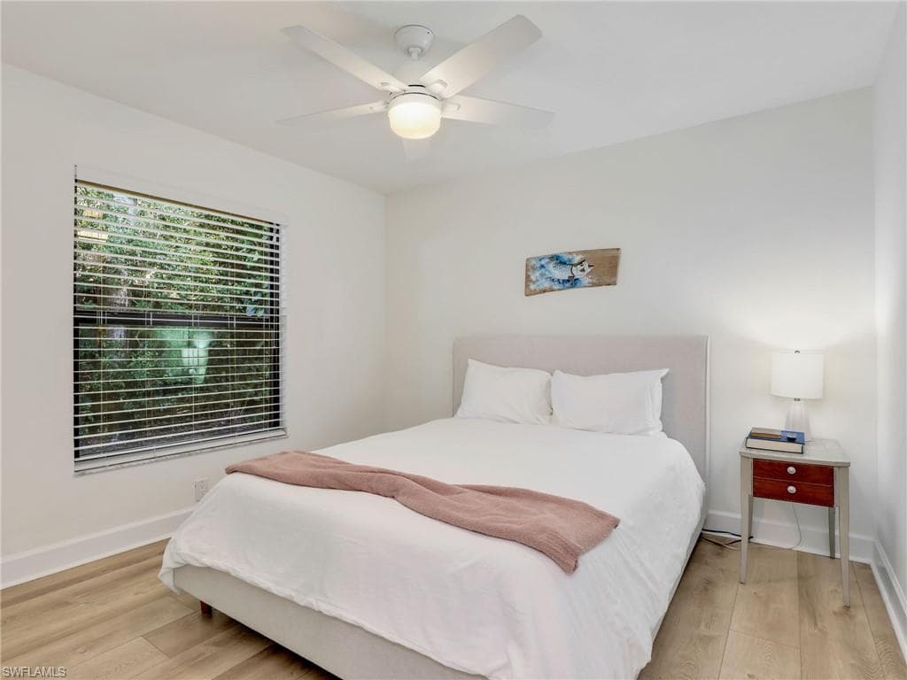 2474 Outrigger LN-28
