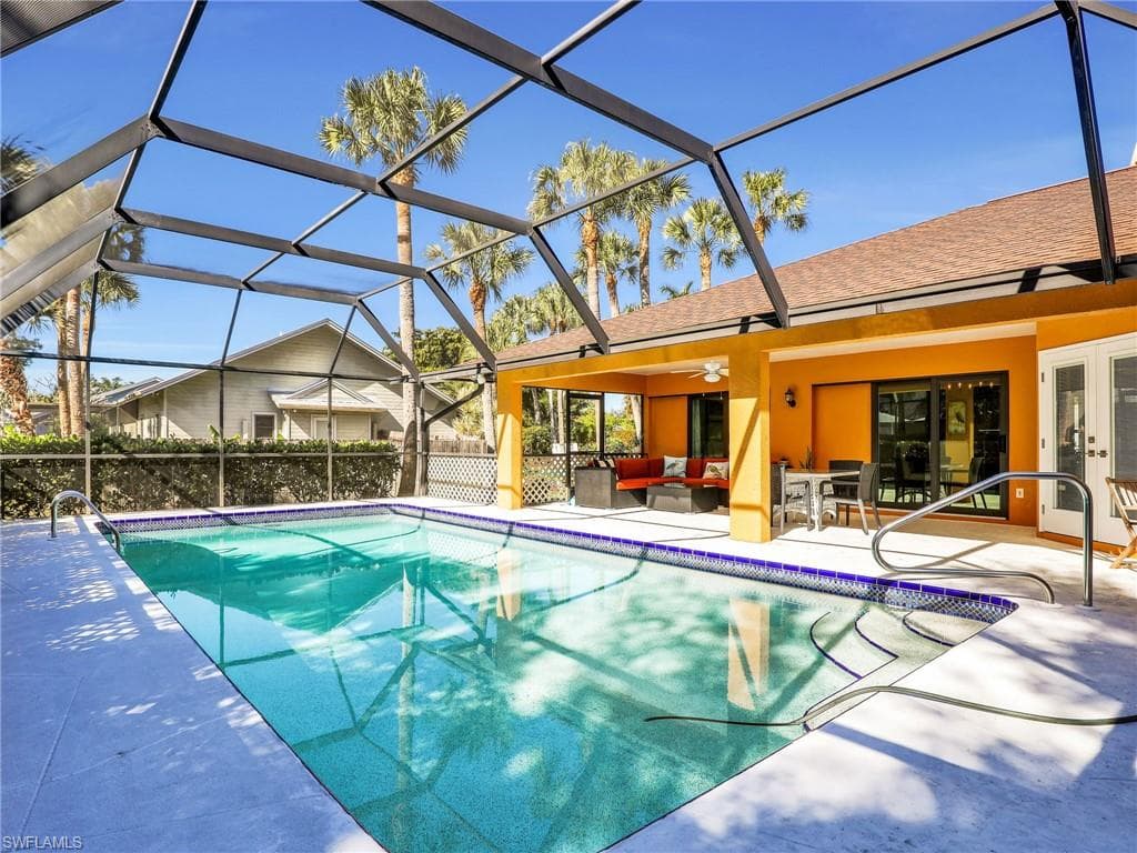 2474 Outrigger LN-33