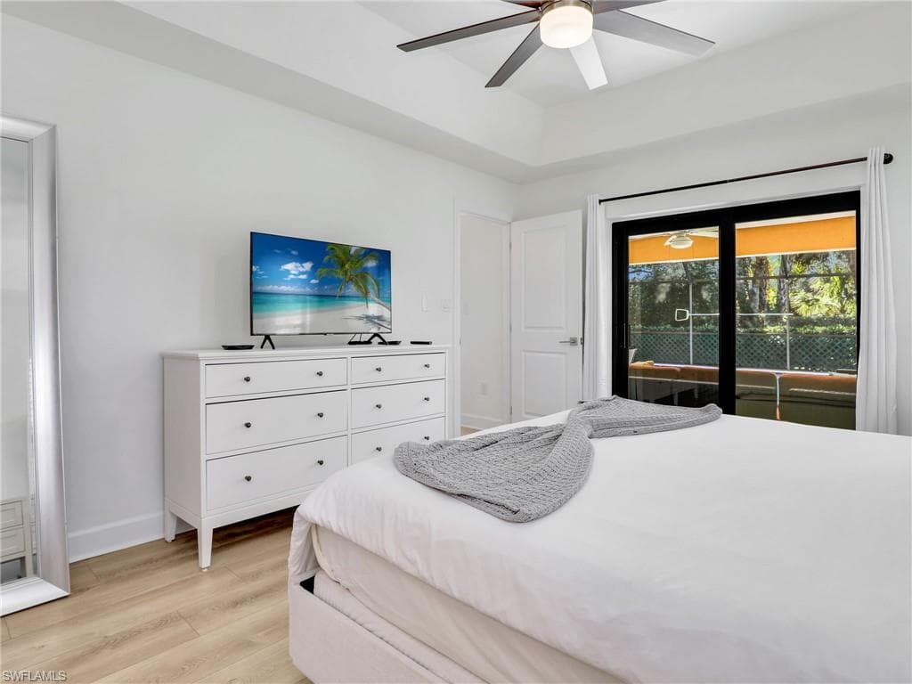 2474 Outrigger LN-21