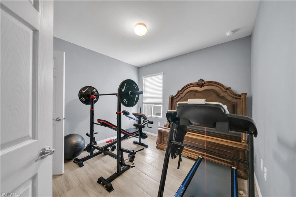 10549 Canal Brook LN-18