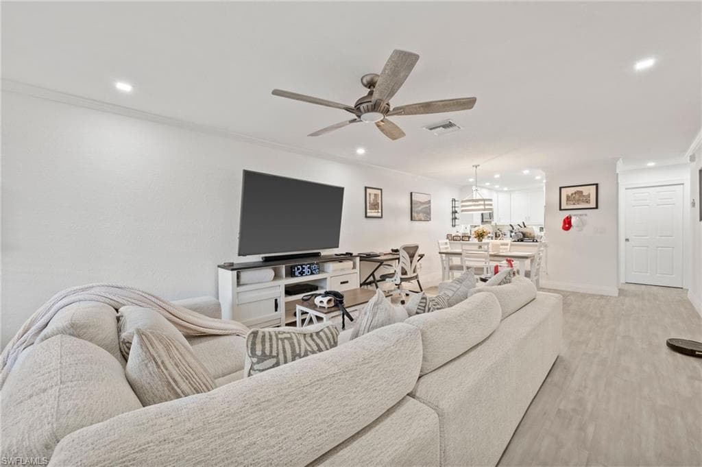 55 EMERALD WOODS DR C3-2