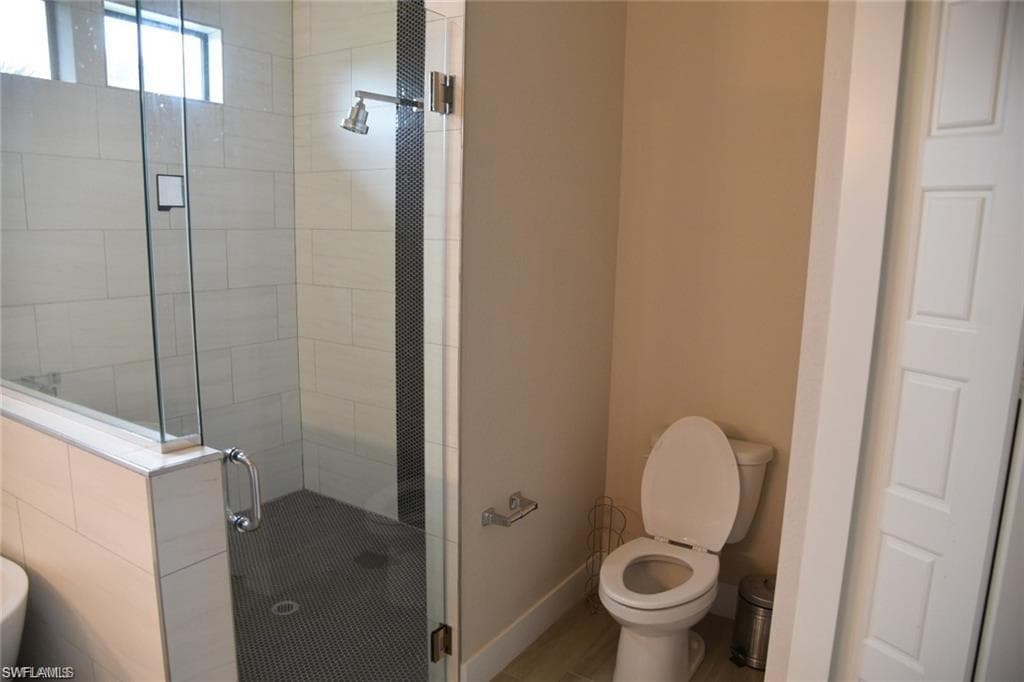 4666 Villa Capri LN-13