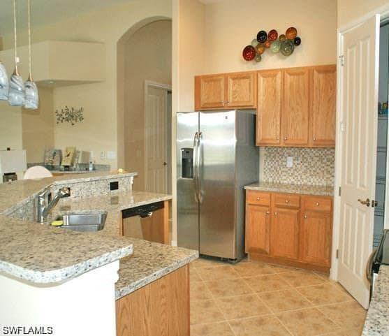 7414 ACORN WAY-4
