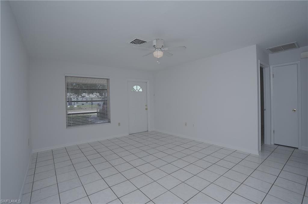 1193 Alhambra CIR-16