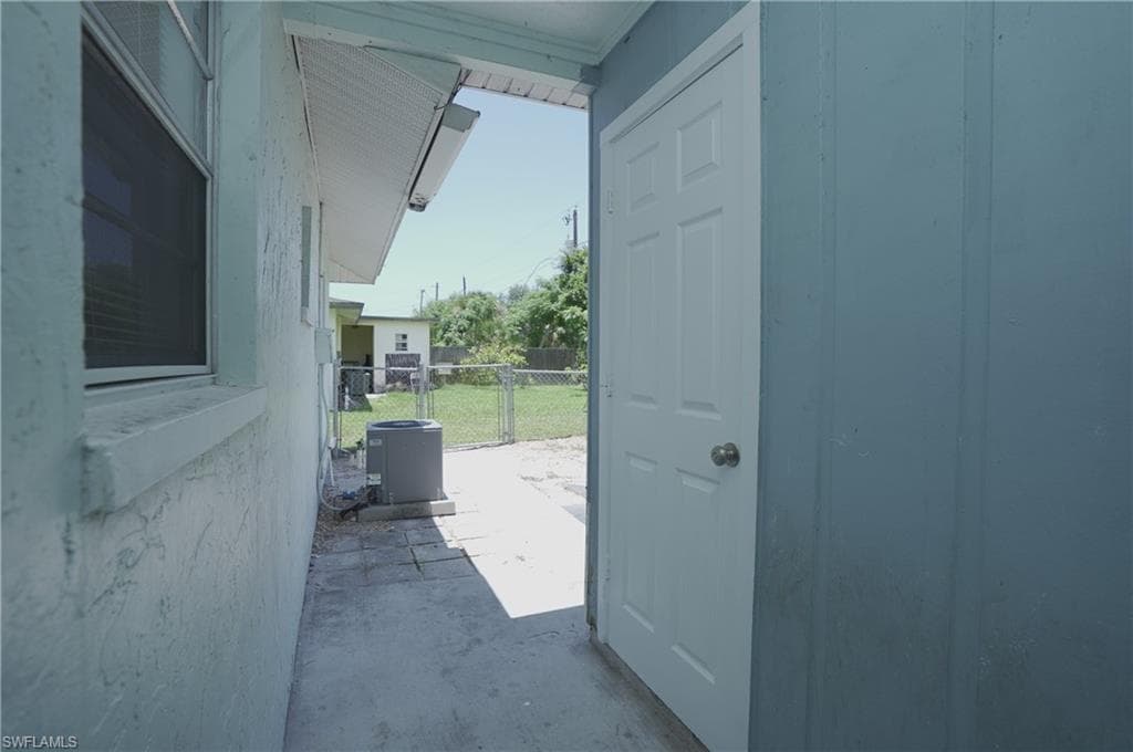 1193 Alhambra CIR-28