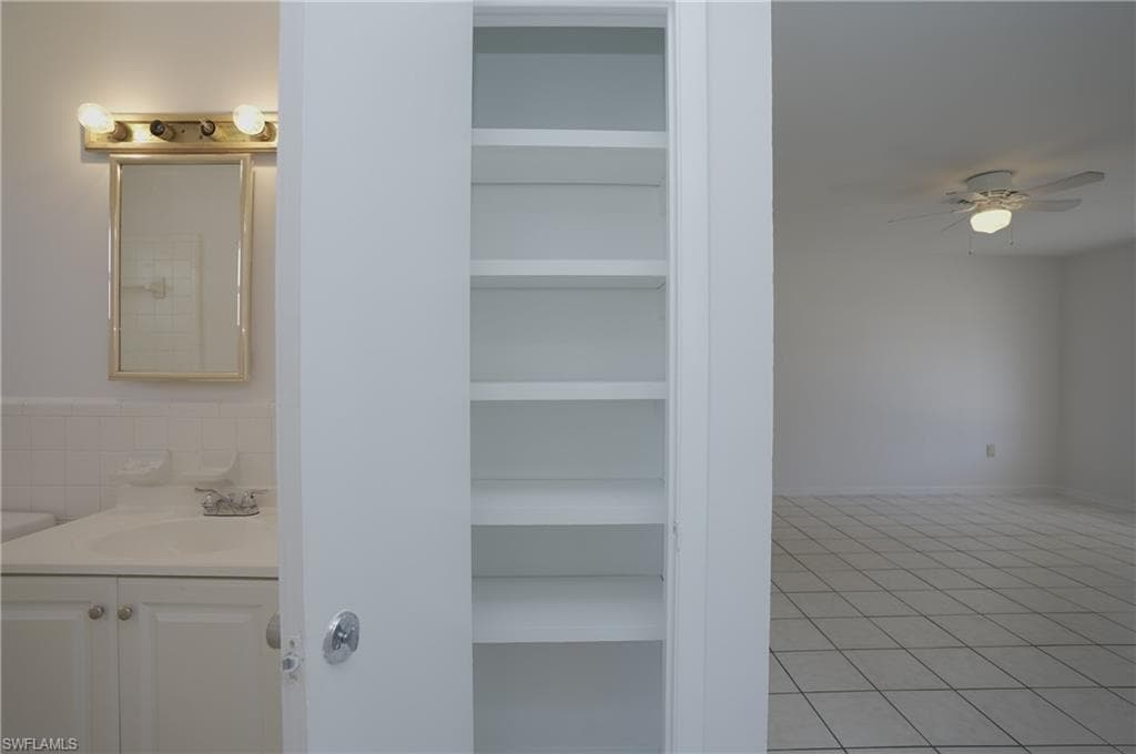 1193 Alhambra CIR-25