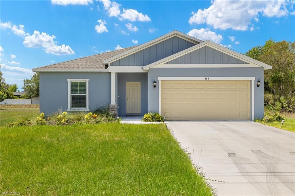 858 Rue Labeau CIR-19