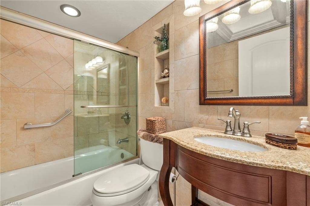 8411 Charter Club CIR 1-23