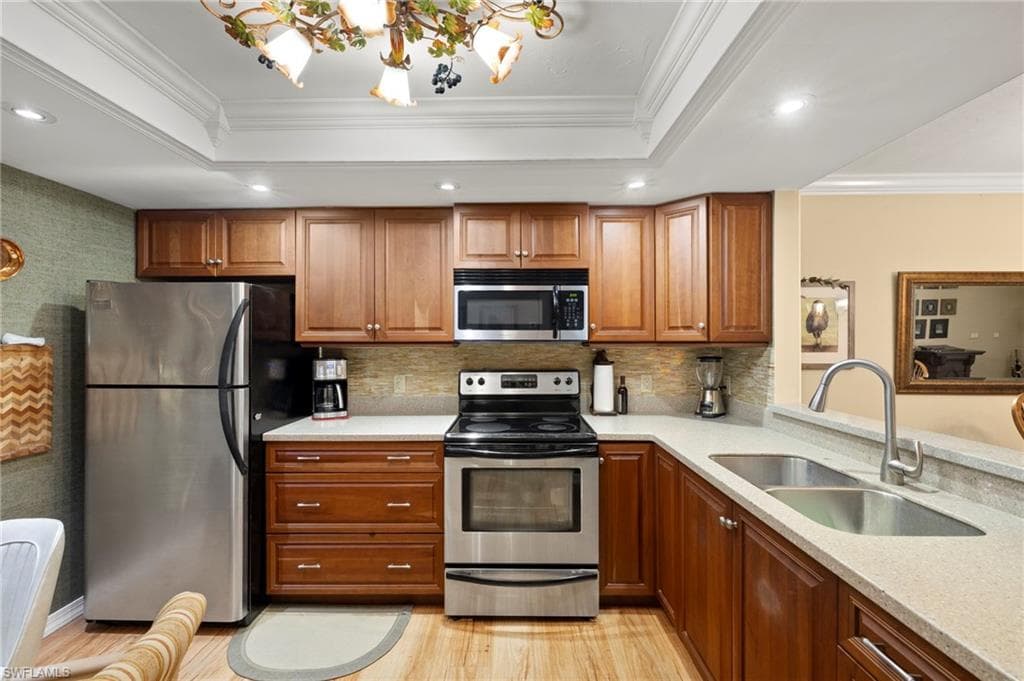 8411 Charter Club CIR 1-10