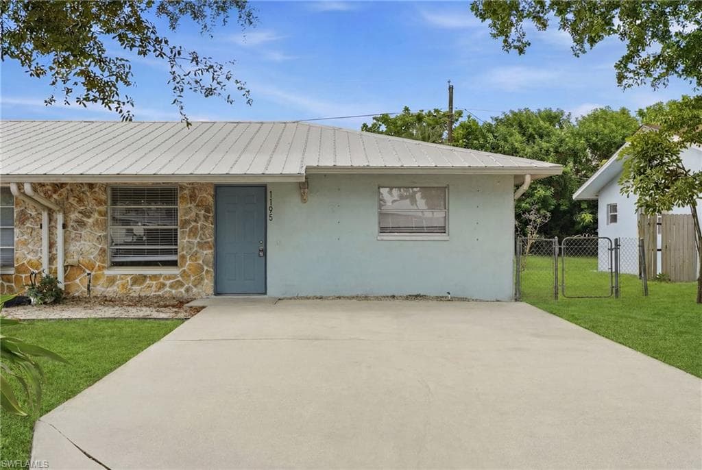1195 Alhambra CIR-1