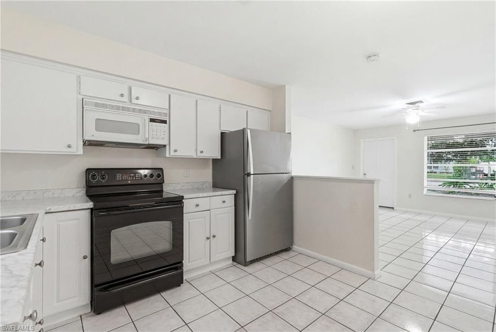 1195 Alhambra CIR-9