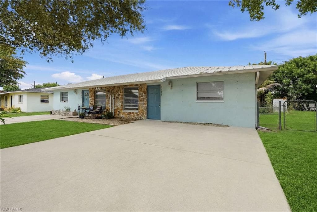 1195 Alhambra CIR-14