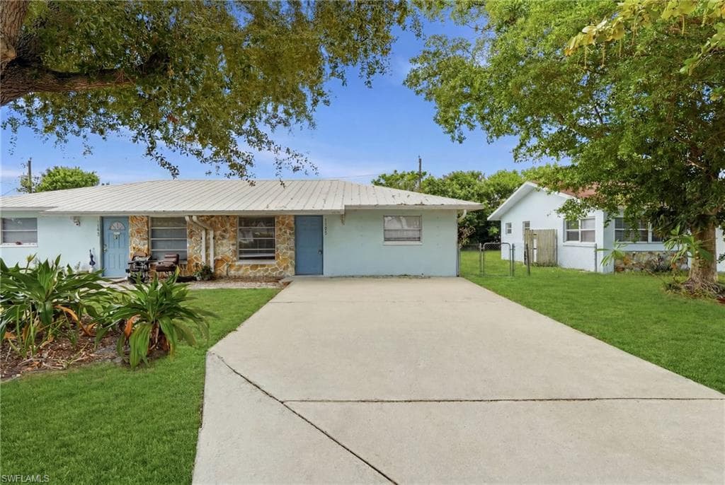 1195 Alhambra CIR-19