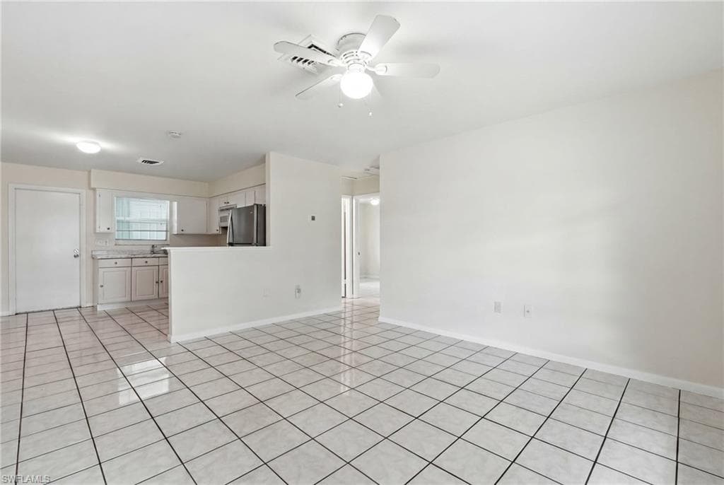 1195 Alhambra CIR-8
