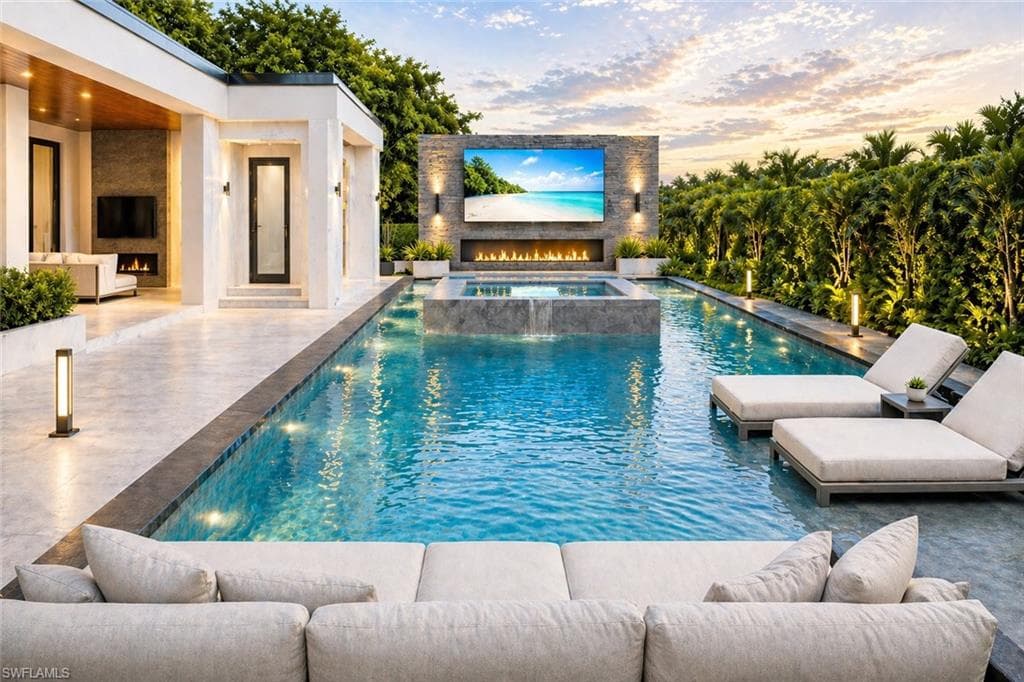 3423 CANAL ST-1