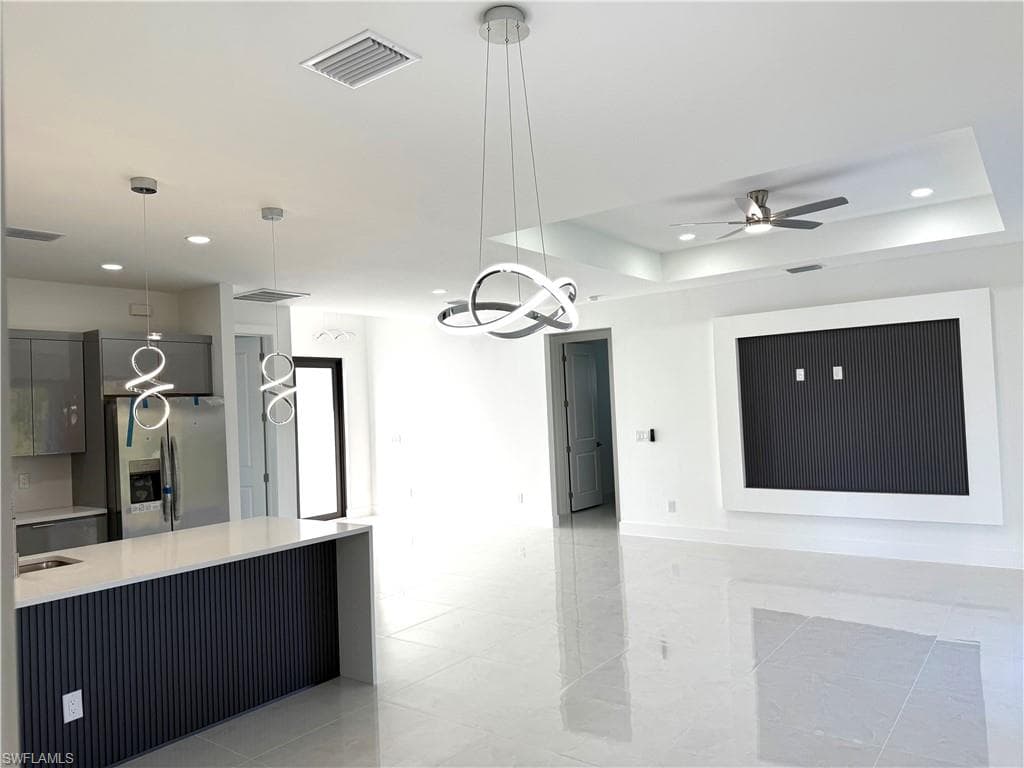 803 Newell ST E-9