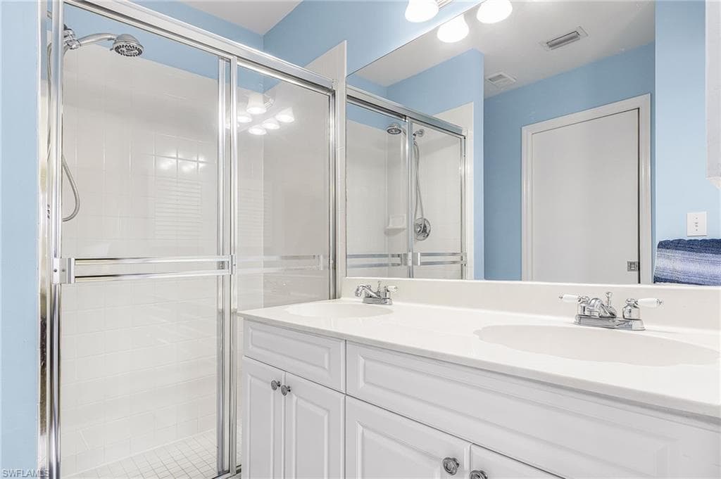 186 Pebble Shores DR 201-16
