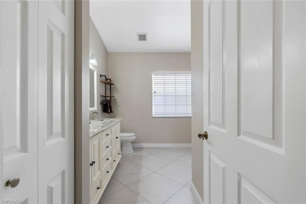 2970 Orange Grove TRL-23