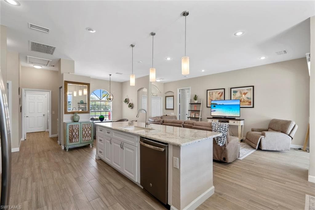 2970 Orange Grove TRL-16