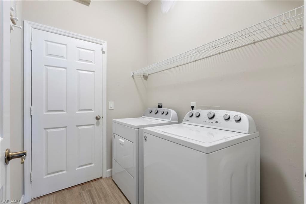 2970 Orange Grove TRL-30