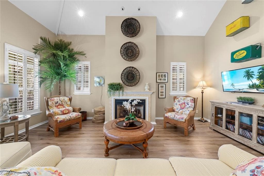 11525 Andy Rosse LN-9