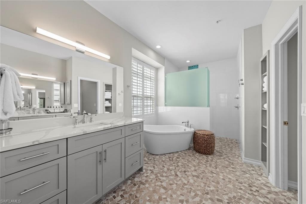 11525 Andy Rosse LN-37
