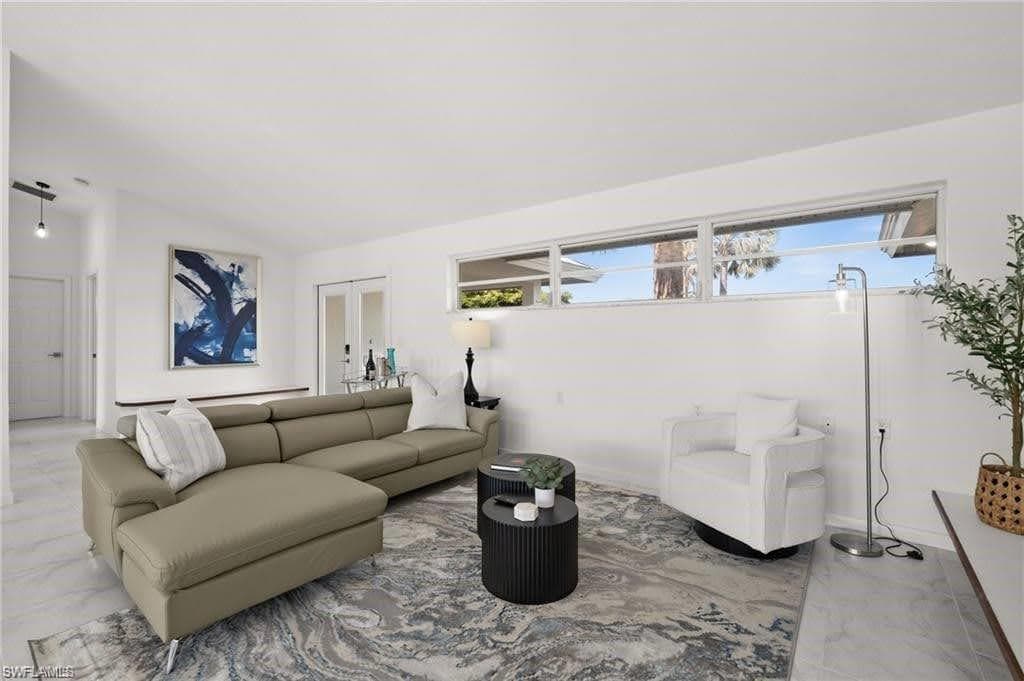 454 Flamingo AVE-6
