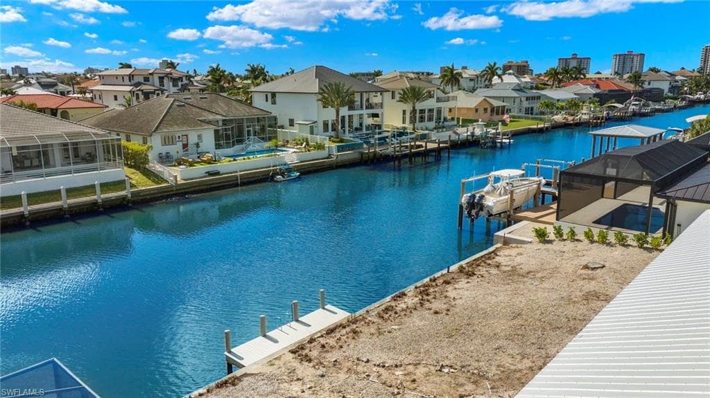 454 Flamingo AVE-24