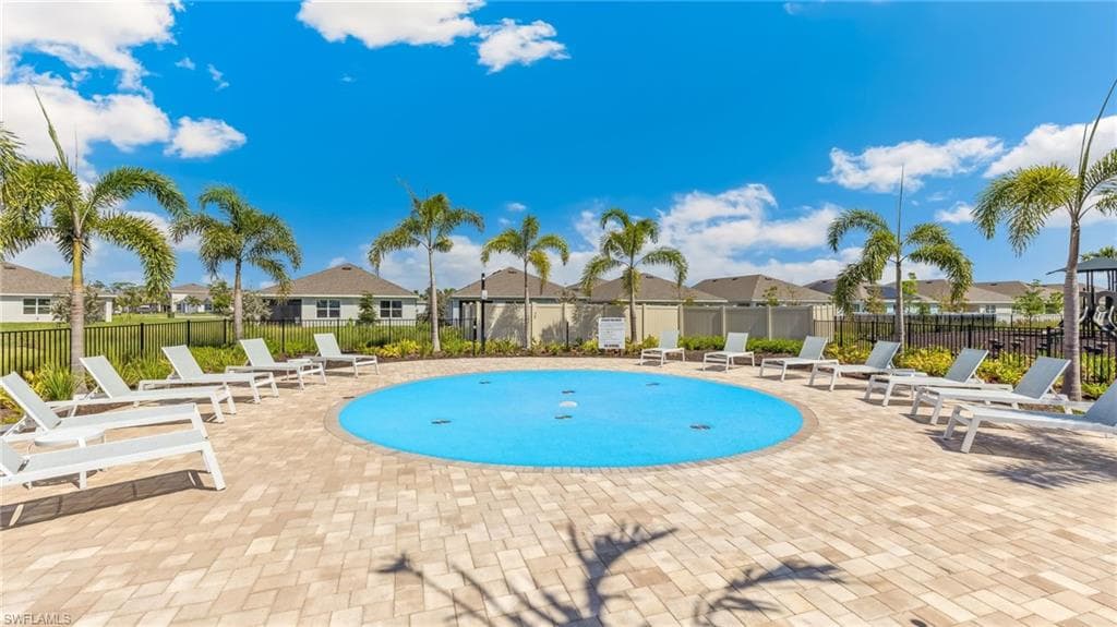 2664 Star Coral DR-28