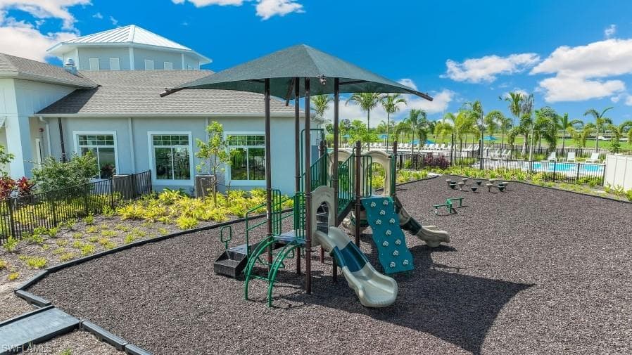 2664 Star Coral DR-34