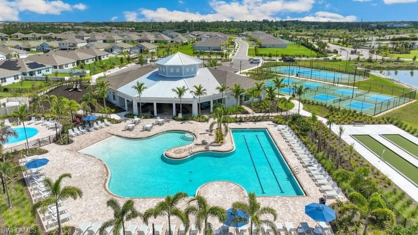 2664 Star Coral DR-39