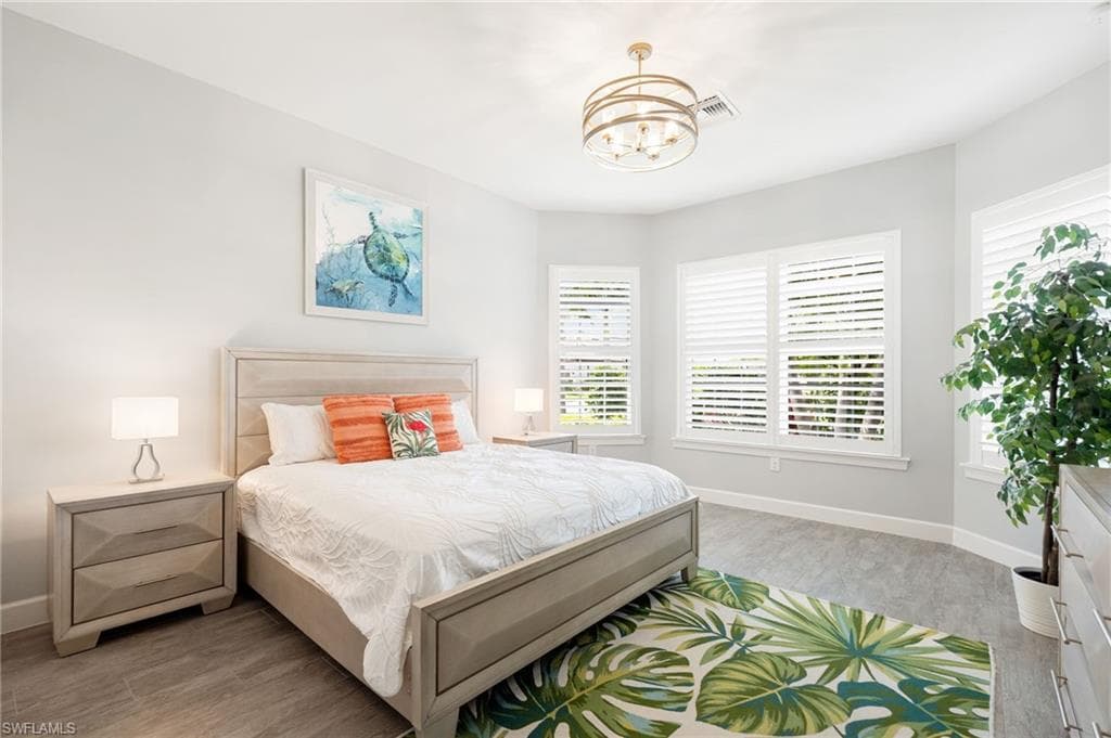3298 Belon LN-18