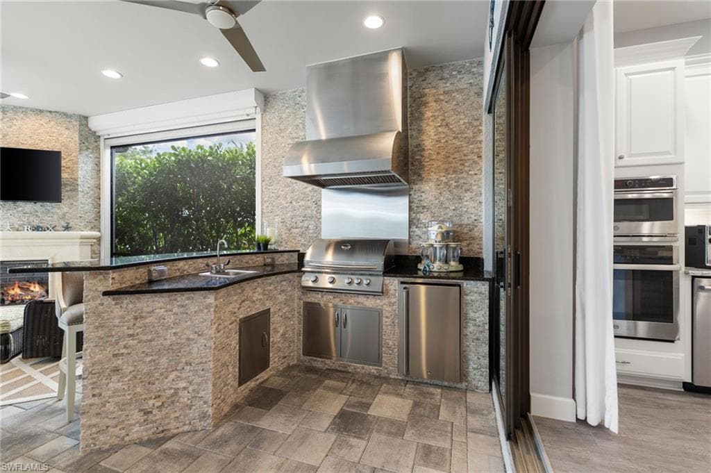 3298 Belon LN-29
