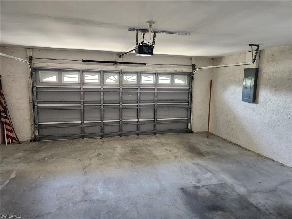 132 Dania CIR-14