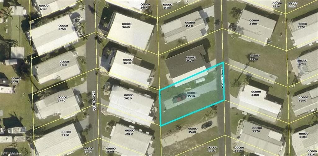 353 Mattie AVE-4