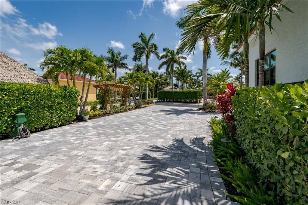 13617 Snapper LN-11