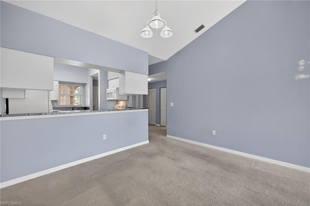 950 Hancock Creek South BLVD 425-7