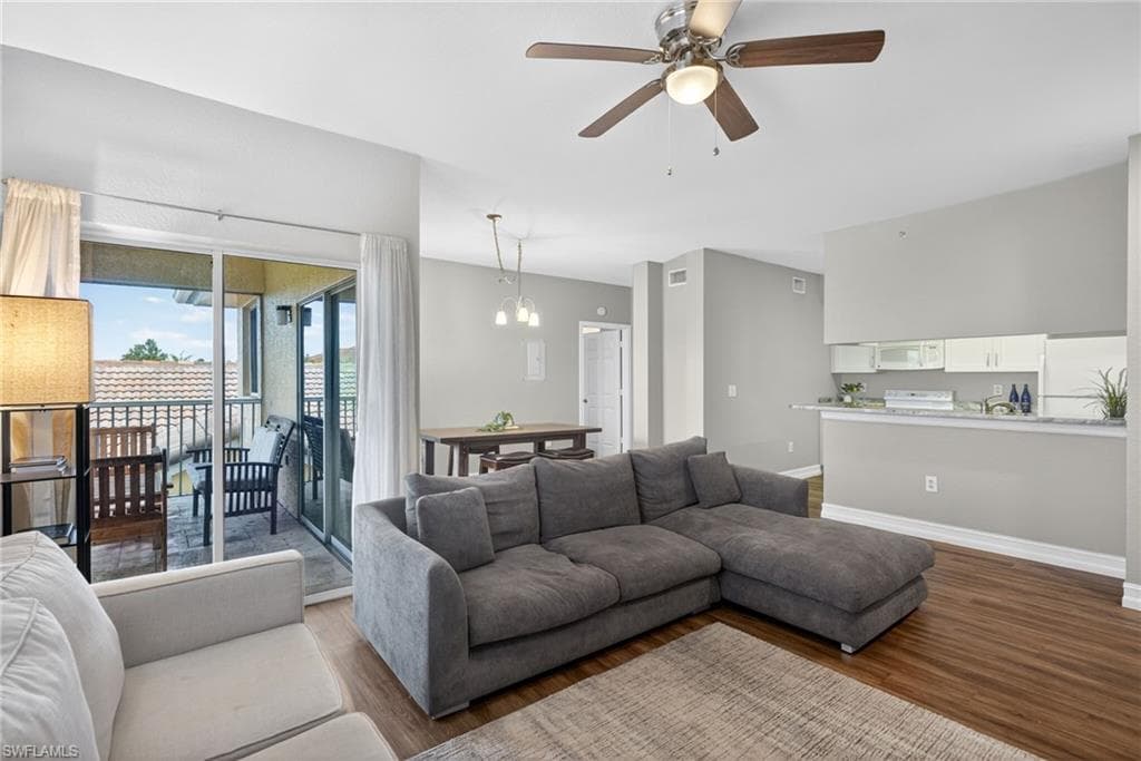 6481 ARAGON WAY 304-1