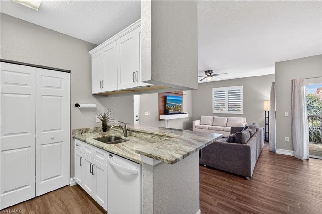 6481 ARAGON WAY 304-8