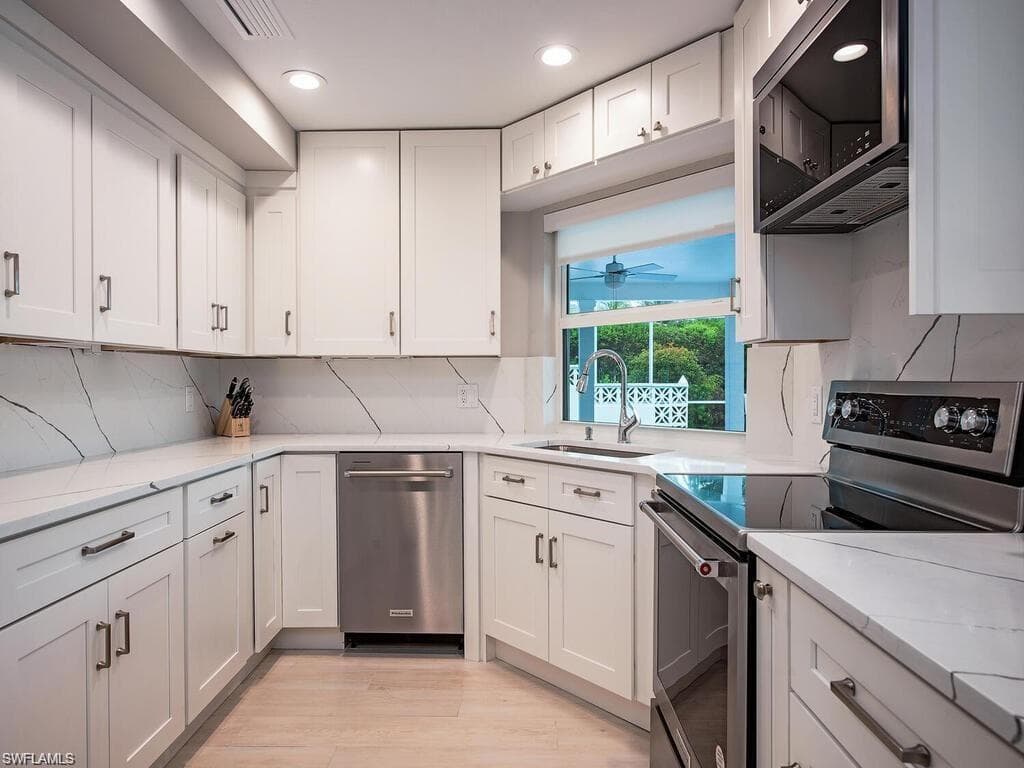 4856 Crayton RD-13