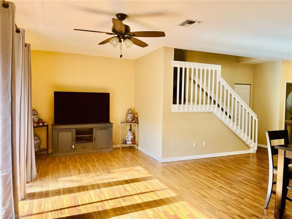 9620 Roundstone CIR-8