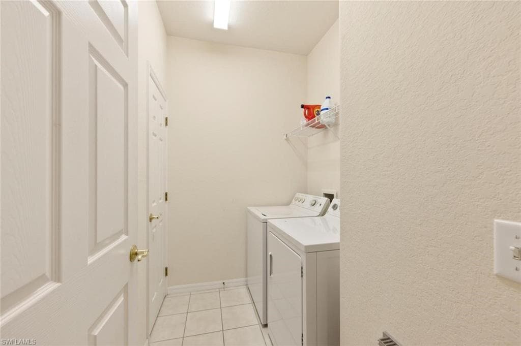4873 Hampshire CT 104-20