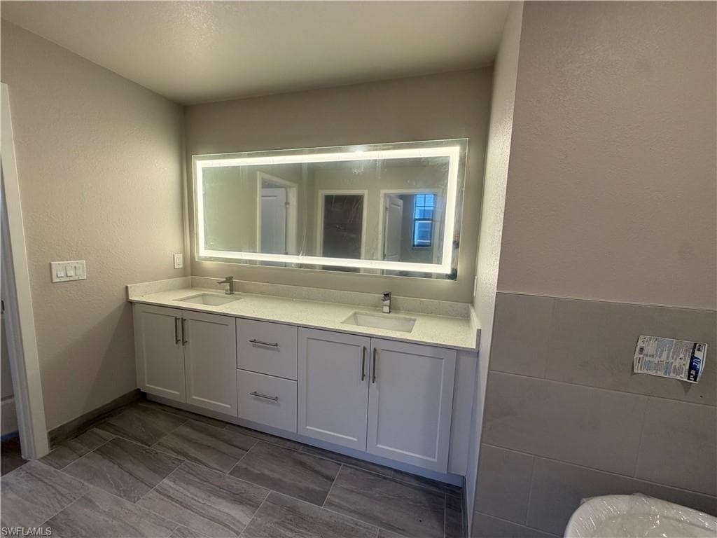9912 Portofino Vineyards DR-13