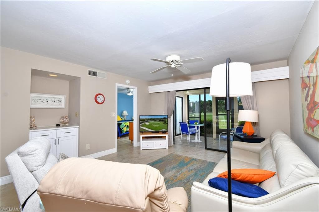 12171 Kelly Sands WAY 1568-17