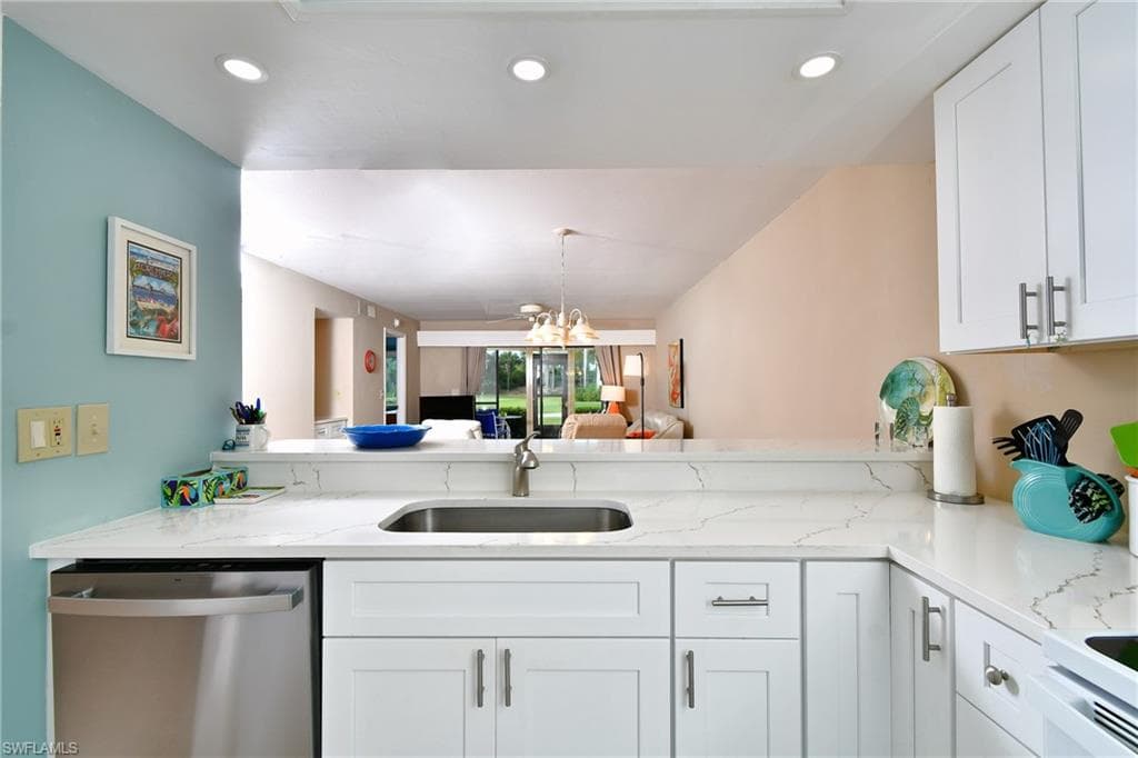 12171 Kelly Sands WAY 1568-10