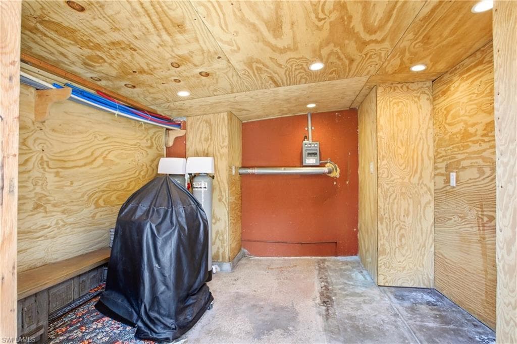 2706 Rhode Island AVE-27