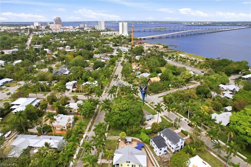 2706 Rhode Island AVE-38