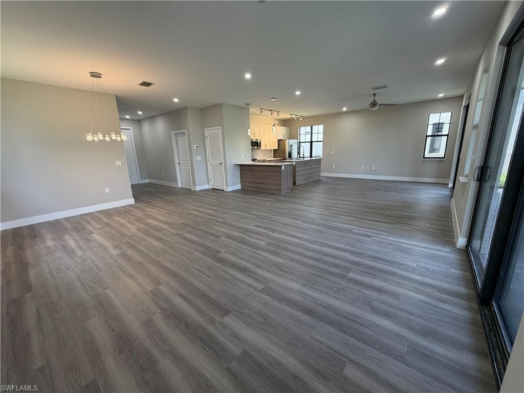 9908 Portofino Vineyards DR-6